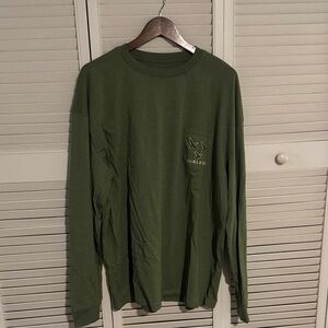 BURLEBO Men's Olive Long Sleeve Tee